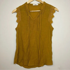 ☀️E&M Boho Mustard Lace Sleeveless Front Tie Blouse Top
